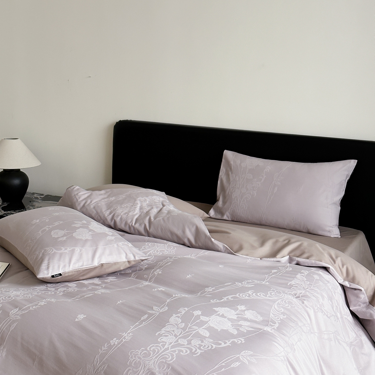 91家纺网 家纺一手货源 找家纺 玉宇阁家居 2026新款全棉纯棉40S大提花四件套 花漫枝