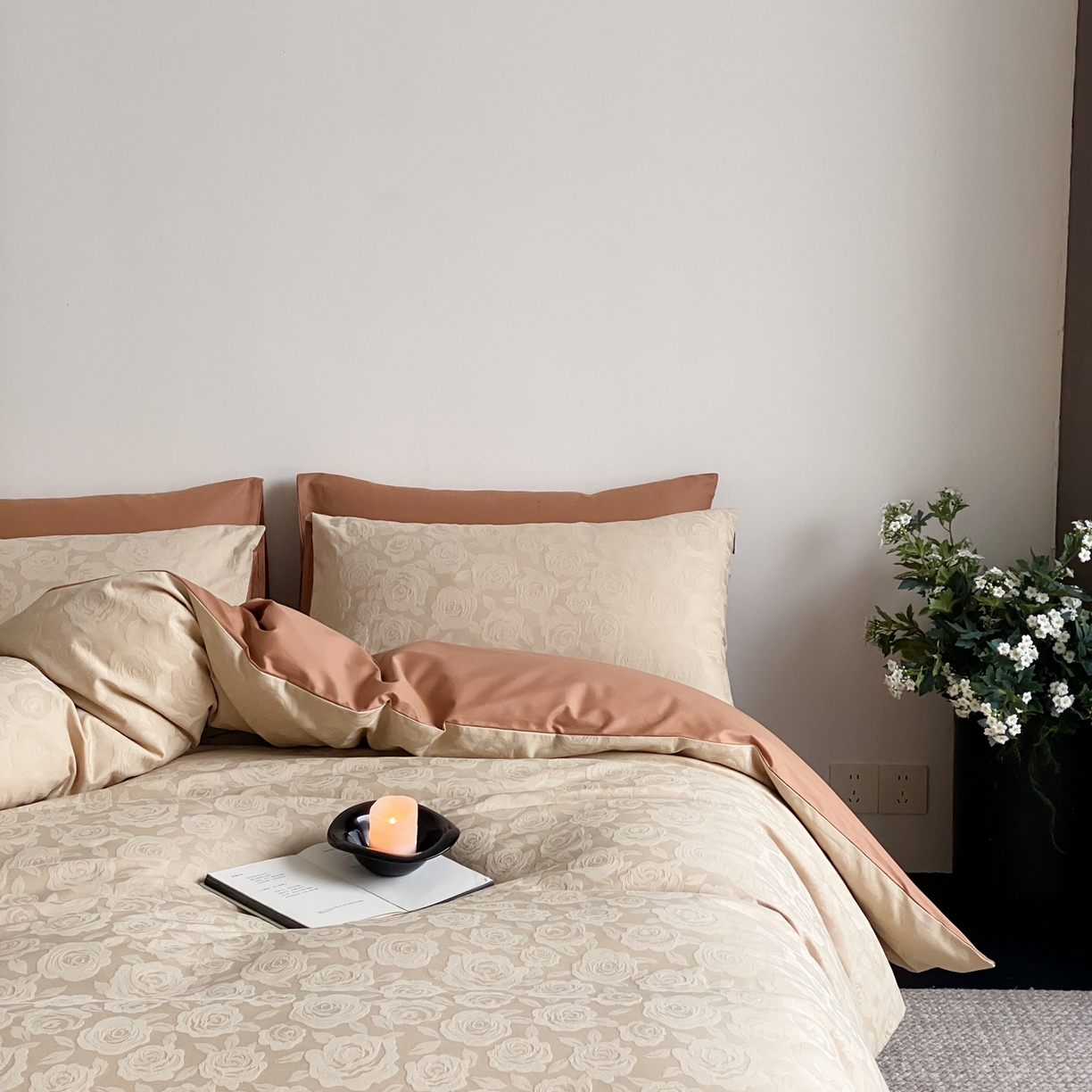 91家纺网 家纺一手货源 找家纺 玉宇阁家居 2026新款全棉纯棉40S大提花四件套 漫-暖阳摩卡