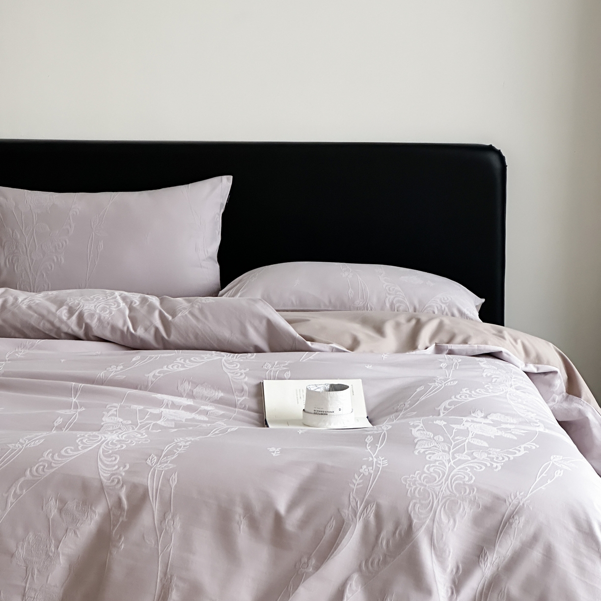 91家纺网 家纺一手货源 找家纺 玉宇阁家居 2026新款全棉纯棉40S大提花四件套 花漫枝