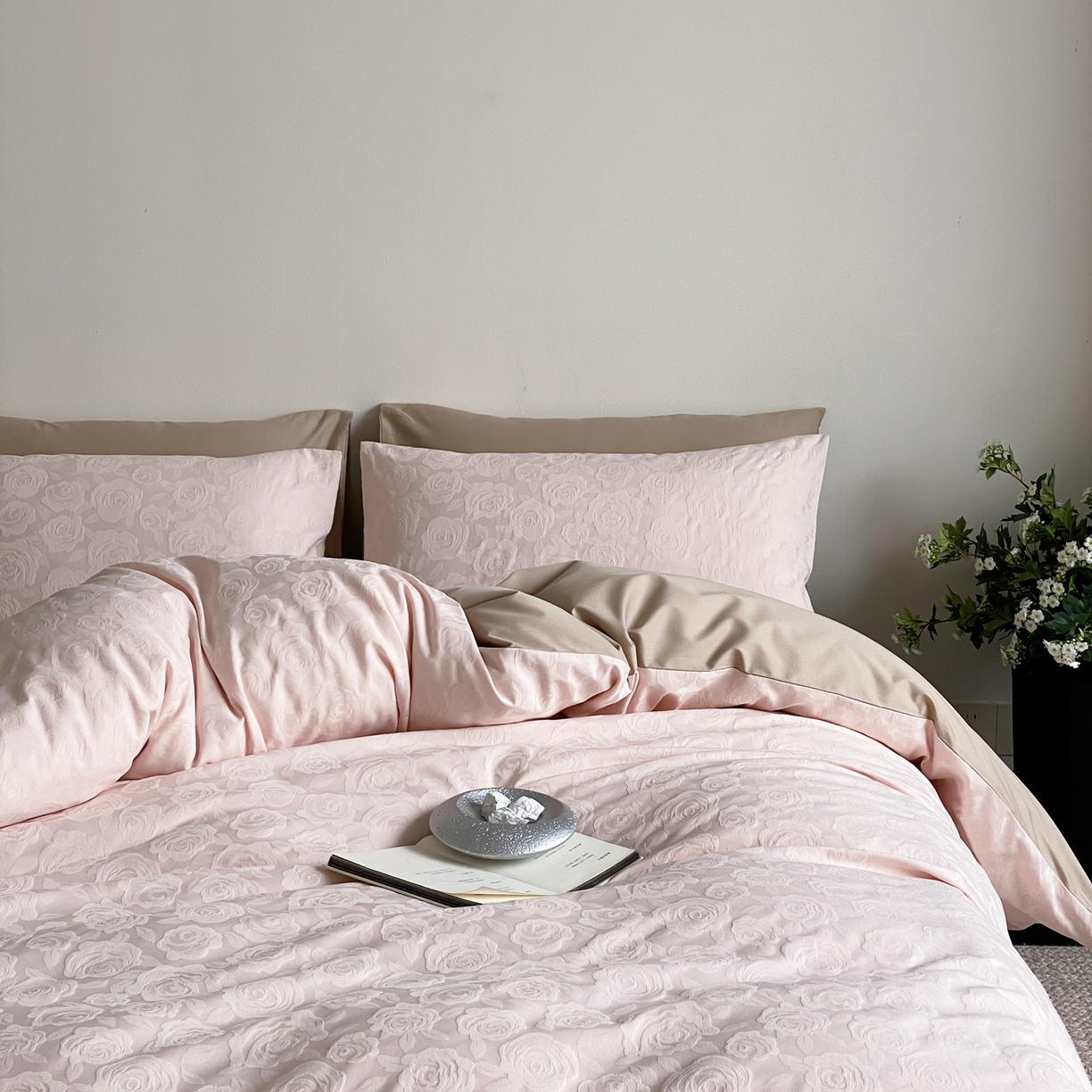 91家纺网 家纺一手货源 找家纺 玉宇阁家居 2026新款全棉纯棉40S大提花四件套 漫-云柔