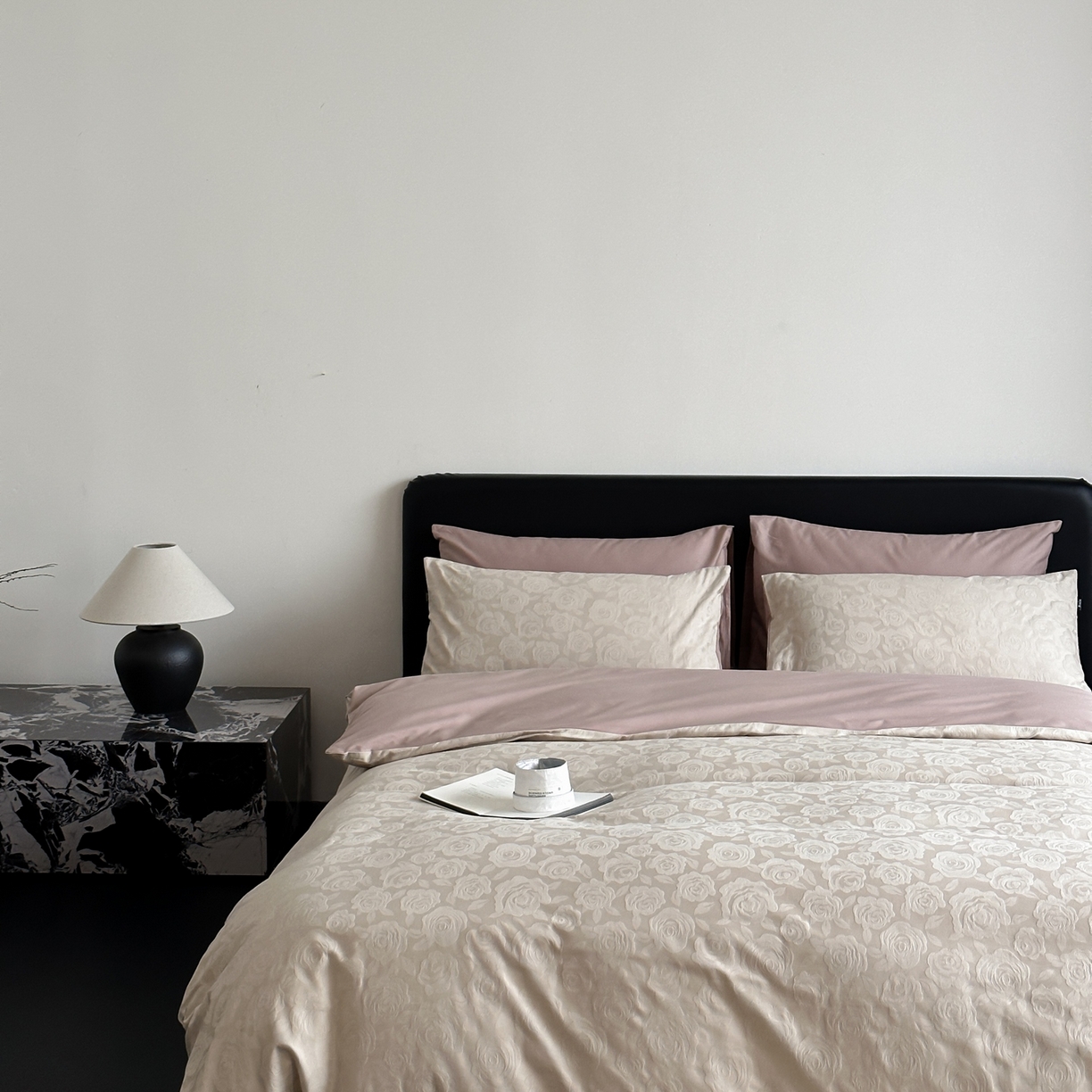 91家纺网 家纺一手货源 找家纺 玉宇阁家居 2026新款全棉纯棉40S大提花四件套 漫-春和