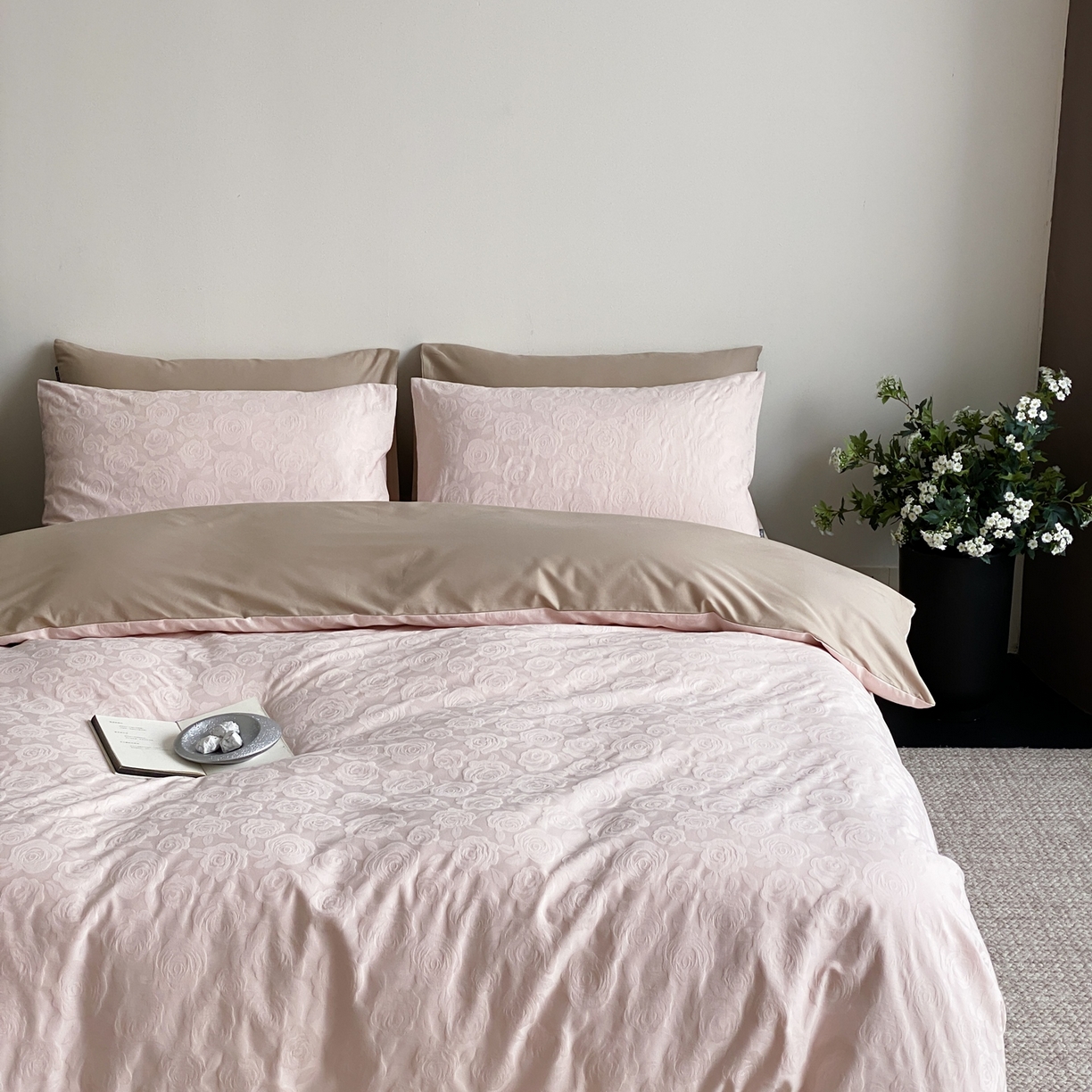 91家纺网 家纺一手货源 找家纺 玉宇阁家居 2026新款全棉纯棉40S大提花四件套 漫-云柔