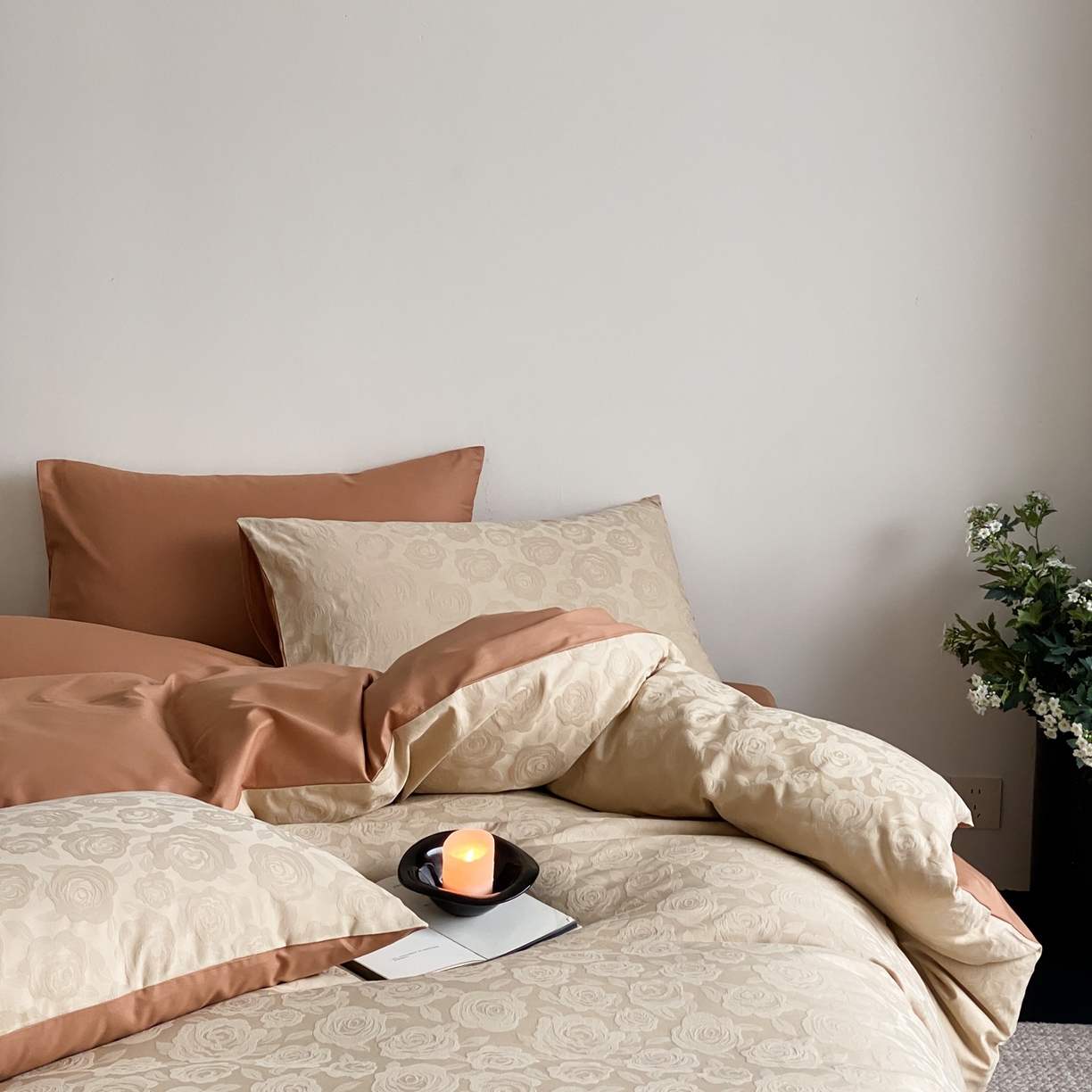 91家纺网 家纺一手货源 找家纺 玉宇阁家居 2026新款全棉纯棉40S大提花四件套 漫-暖阳摩卡