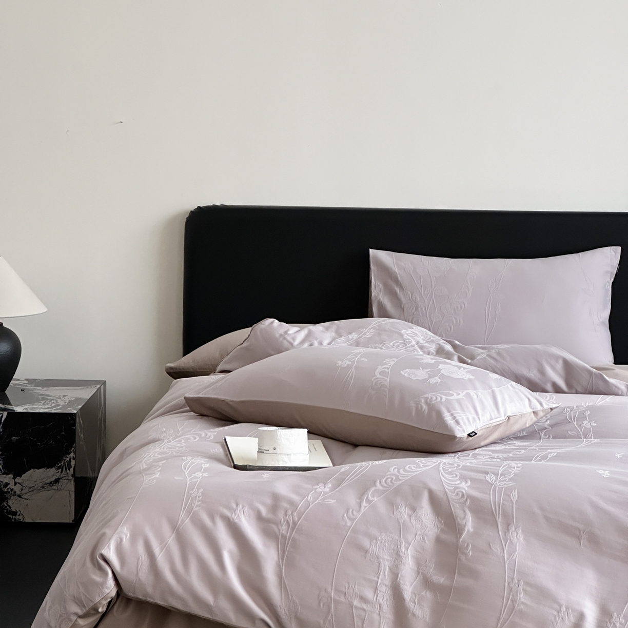 91家纺网 家纺一手货源 找家纺 玉宇阁家居 2026新款全棉纯棉40S大提花四件套 花漫枝