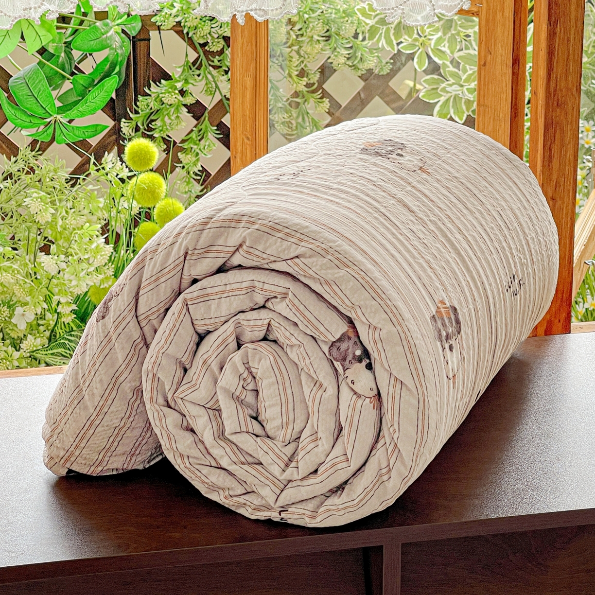 91家纺网 家纺一手货源 找家纺 一比一家纺 2026新款泡芙纱简款夏被四件套 咖啡狗