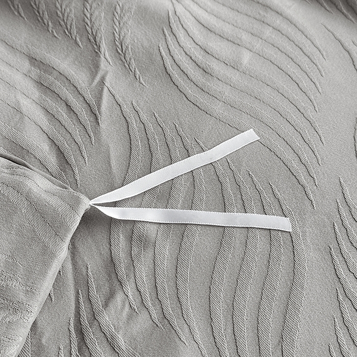 91家纺网 家纺一手货源 找家纺 宏羽纺家纺 2026新款100S长绒棉浮雕提花居家四件套 麦奢-丁香灰