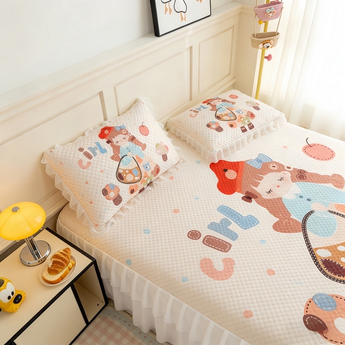 91家纺网 家纺一手货源 找家纺 赛丽雅 2026春夏新款大板卡通豆豆凉席席子空调软席三件套 蘑菇少女