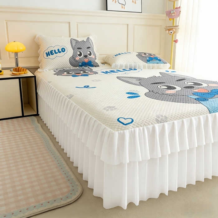 91家纺网 家纺一手货源 找家纺 赛丽雅 2026春夏新款大板卡通豆豆凉席席子空调软席三件套 灰萌小狼