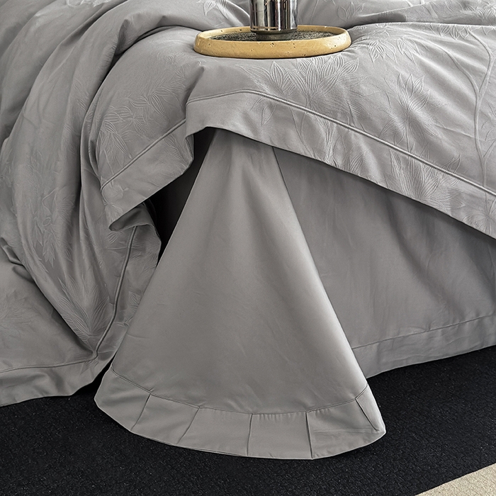 91家纺网 家纺一手货源 找家纺 宏羽纺家纺 2026新款100S长绒棉浮雕提花居家四件套 慕枝南下-丁香灰