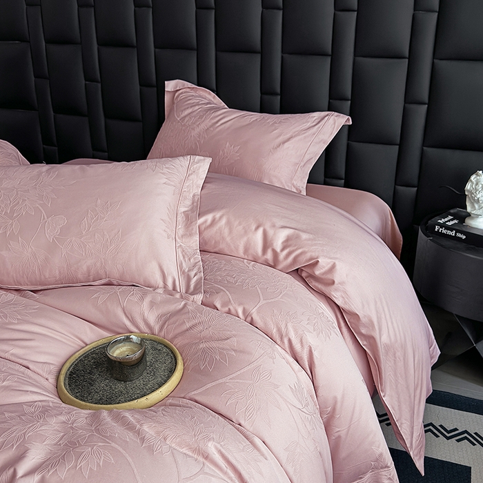 91家纺网 家纺一手货源 找家纺 宏羽纺家纺 2026新款100S长绒棉浮雕提花居家四件套 慕枝南下-豆沙