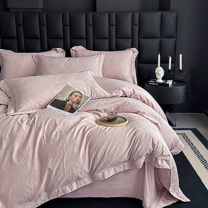 91家纺网 家纺一手货源 找家纺 宏羽纺家纺 2026新款100S长绒棉浮雕提花居家四件套 慕枝南下-粉金