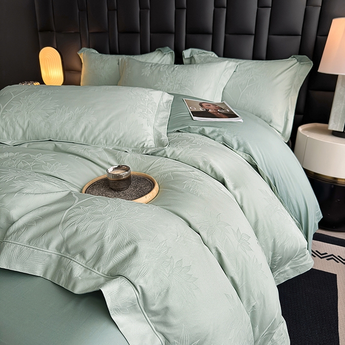 91家纺网 家纺一手货源 找家纺 宏羽纺家纺 2026新款100S长绒棉浮雕提花居家四件套 慕枝南下-喜绿