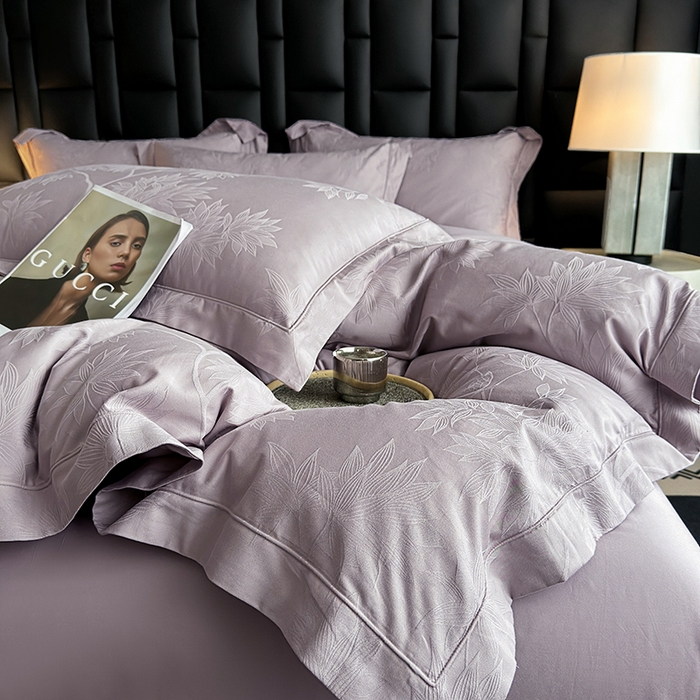 91家纺网 家纺一手货源 找家纺 宏羽纺家纺 2026新款100S长绒棉浮雕提花居家四件套 慕枝南下-香芋紫
