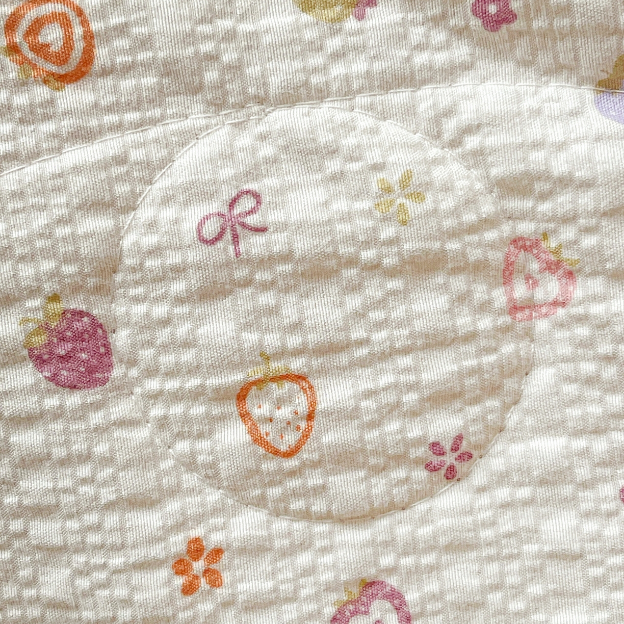 91家纺网 家纺一手货源 找家纺 一比一家纺 2026新款泡芙纱简款夏被四件套 小黄鸭