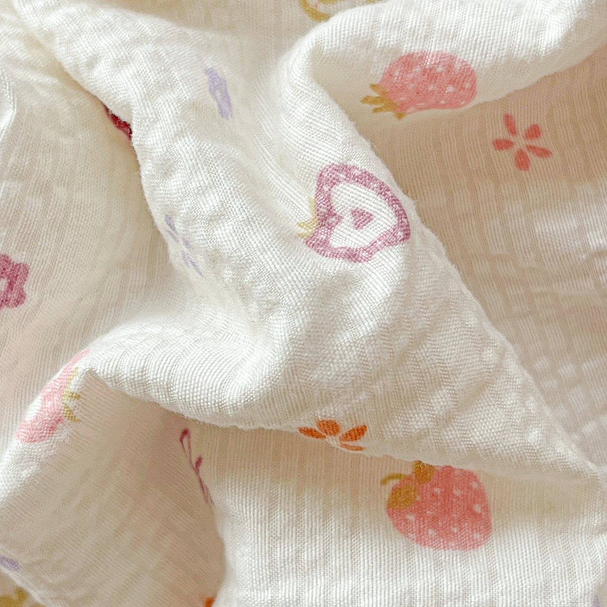 91家纺网 家纺一手货源 找家纺 一比一家纺 2026新款泡芙纱简款夏被四件套 小黄鸭