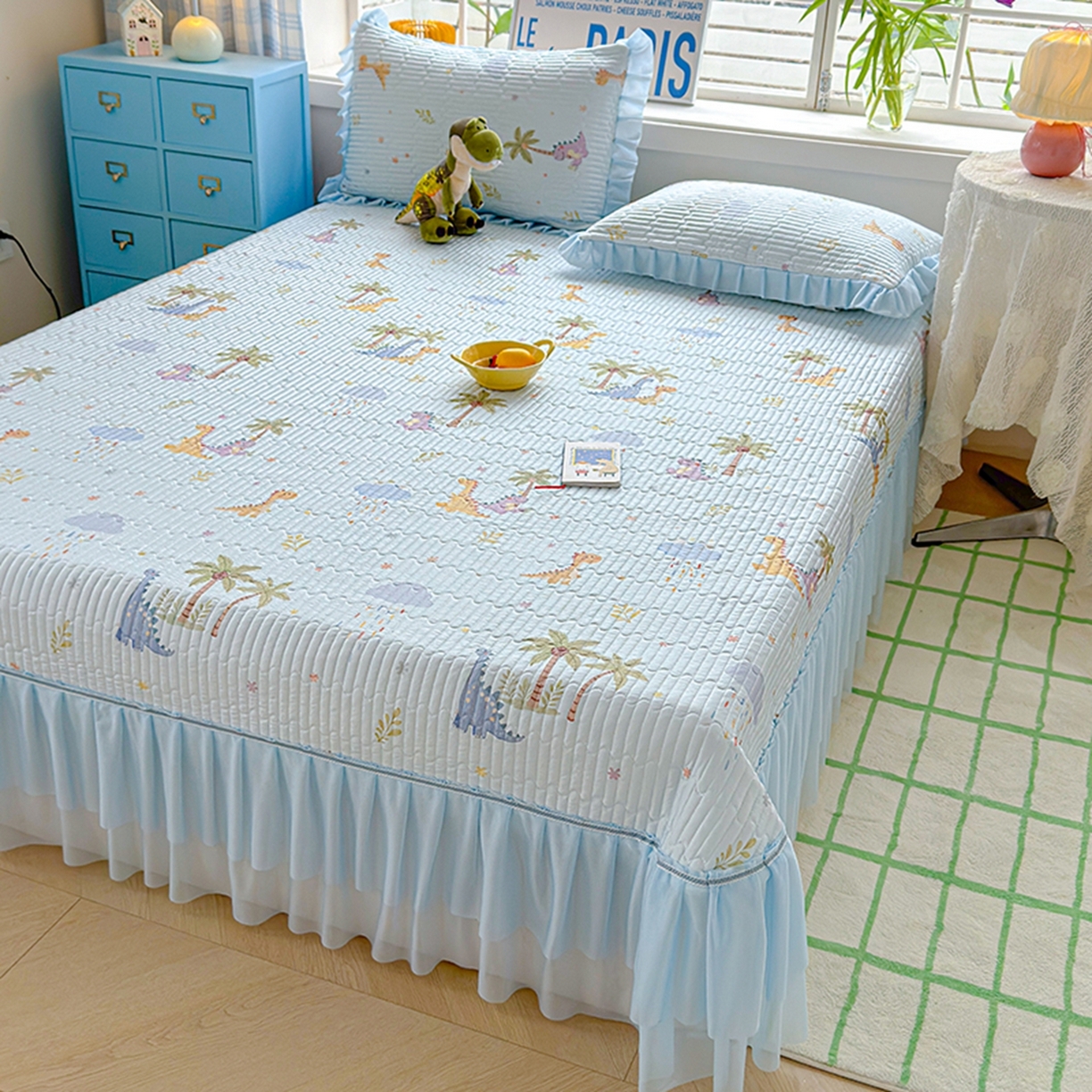 91家纺网 家纺一手货源 找家纺 冬然家纺 2026新款锦氨凉感丝数码印花工艺云感纱花边凉席席子 恐龙乐园