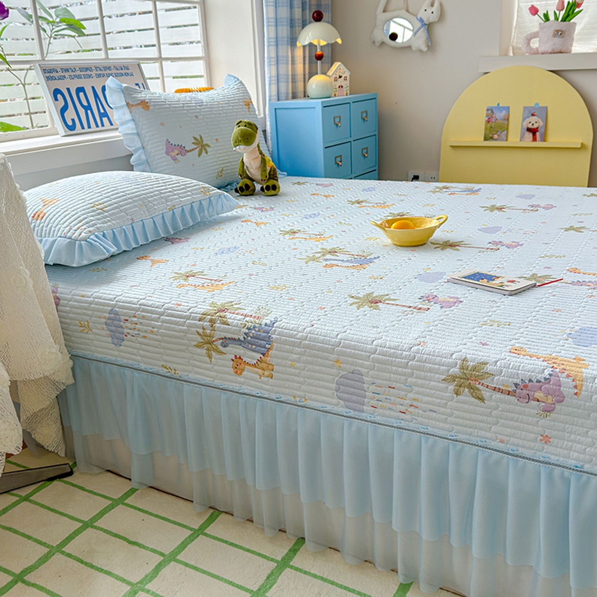 91家纺网 家纺一手货源 找家纺 冬然家纺 2026新款锦氨凉感丝数码印花工艺云感纱花边凉席席子 恐龙乐园