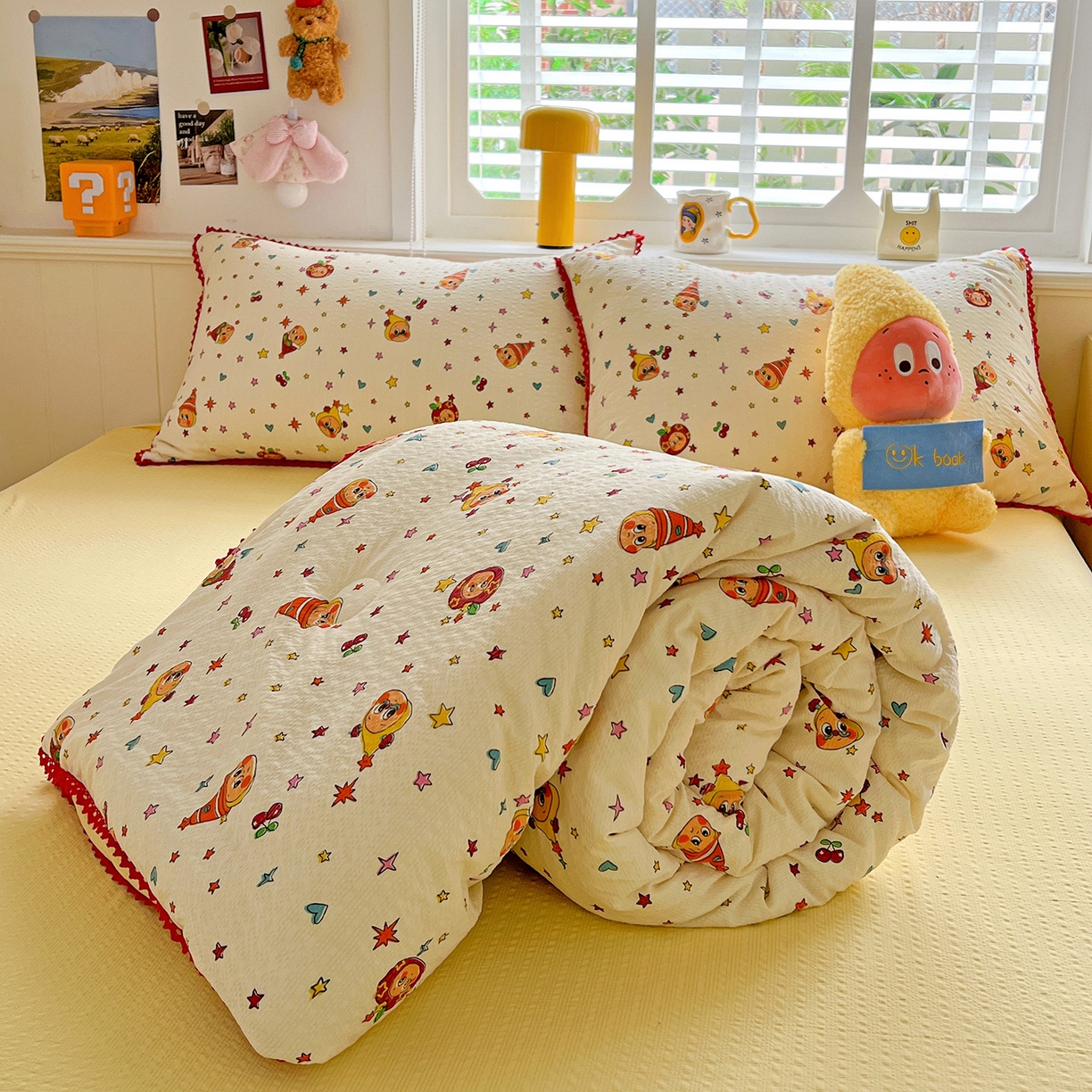 91家纺网 家纺一手货源 找家纺 恒尚居 2026新款A类泡芙纱贝壳边夏被四套件空调被三角针绣边夏被夏被四件套 【奶黄星星人】小花边