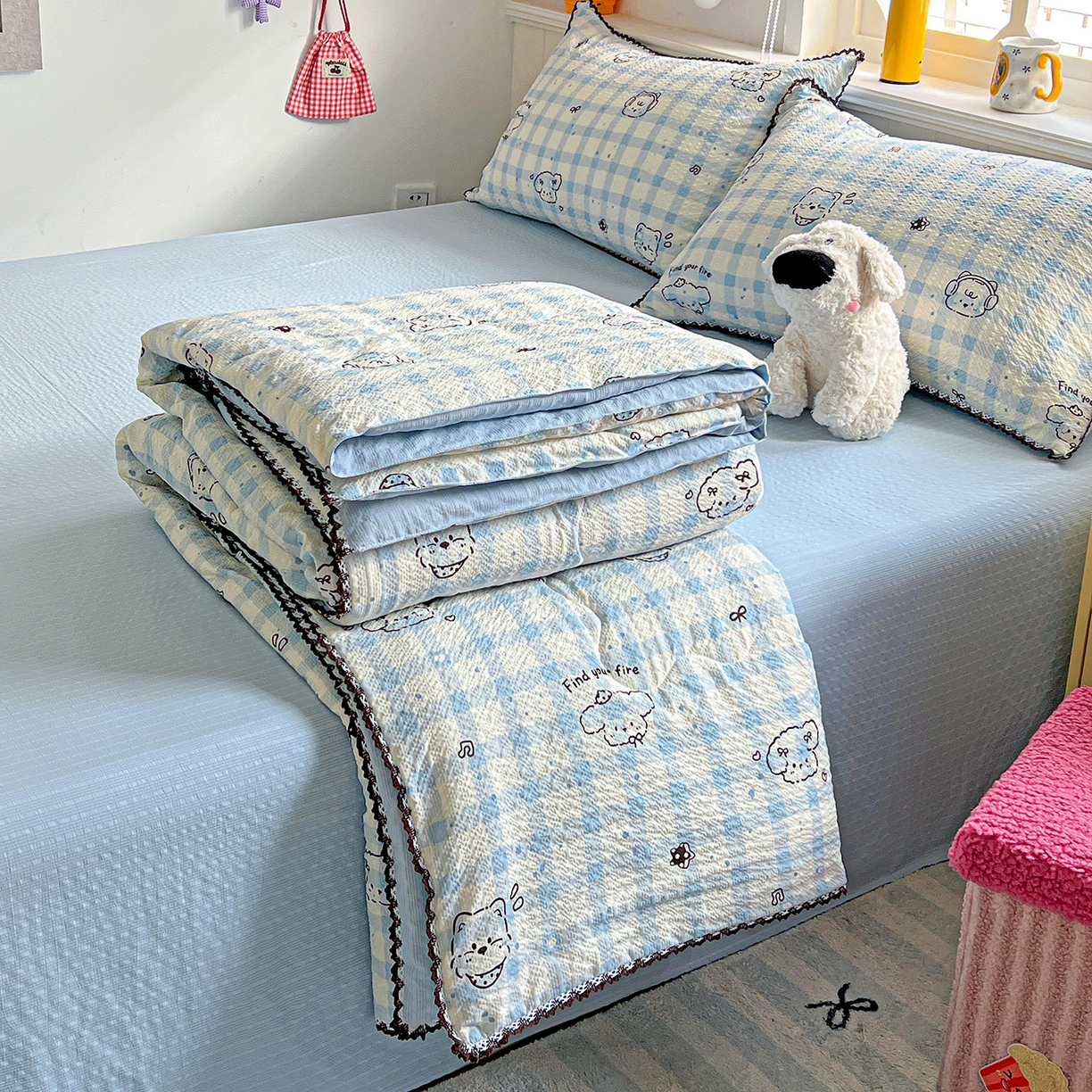 91家纺网 家纺一手货源 找家纺 恒尚居 2026新款A类泡芙纱贝壳边夏被四套件空调被三角针绣边夏被夏被四件套 【兰格奶狗】小花边