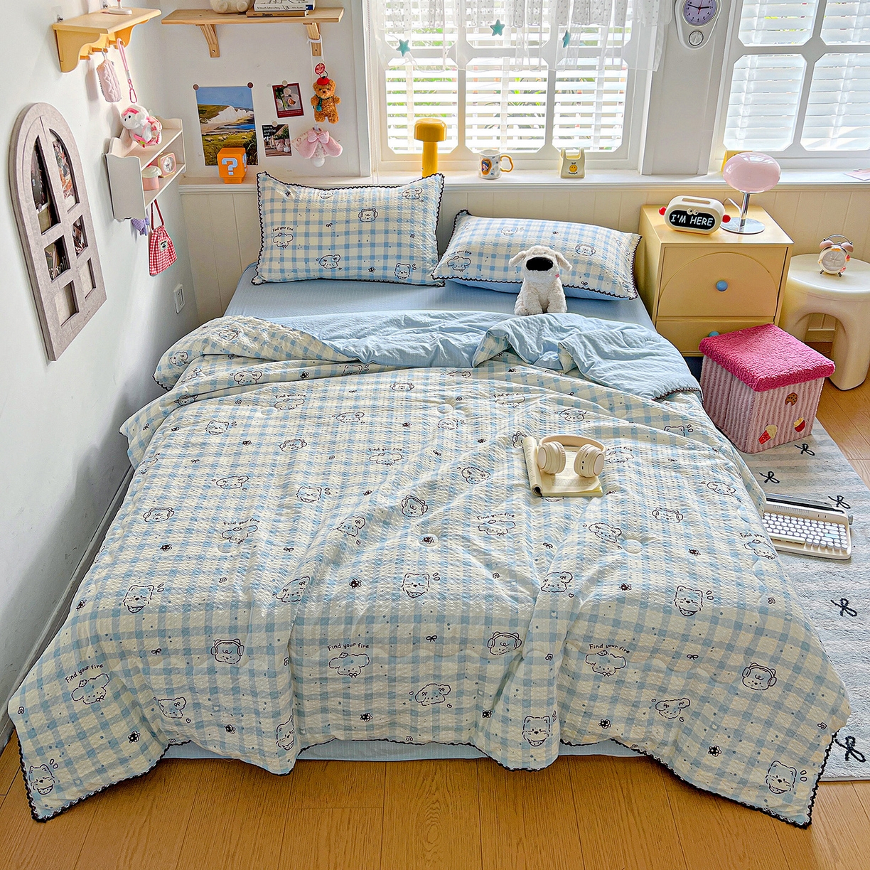 91家纺网 家纺一手货源 找家纺 恒尚居 2026新款A类泡芙纱贝壳边夏被四套件空调被三角针绣边夏被夏被四件套 【兰格奶狗】小花边