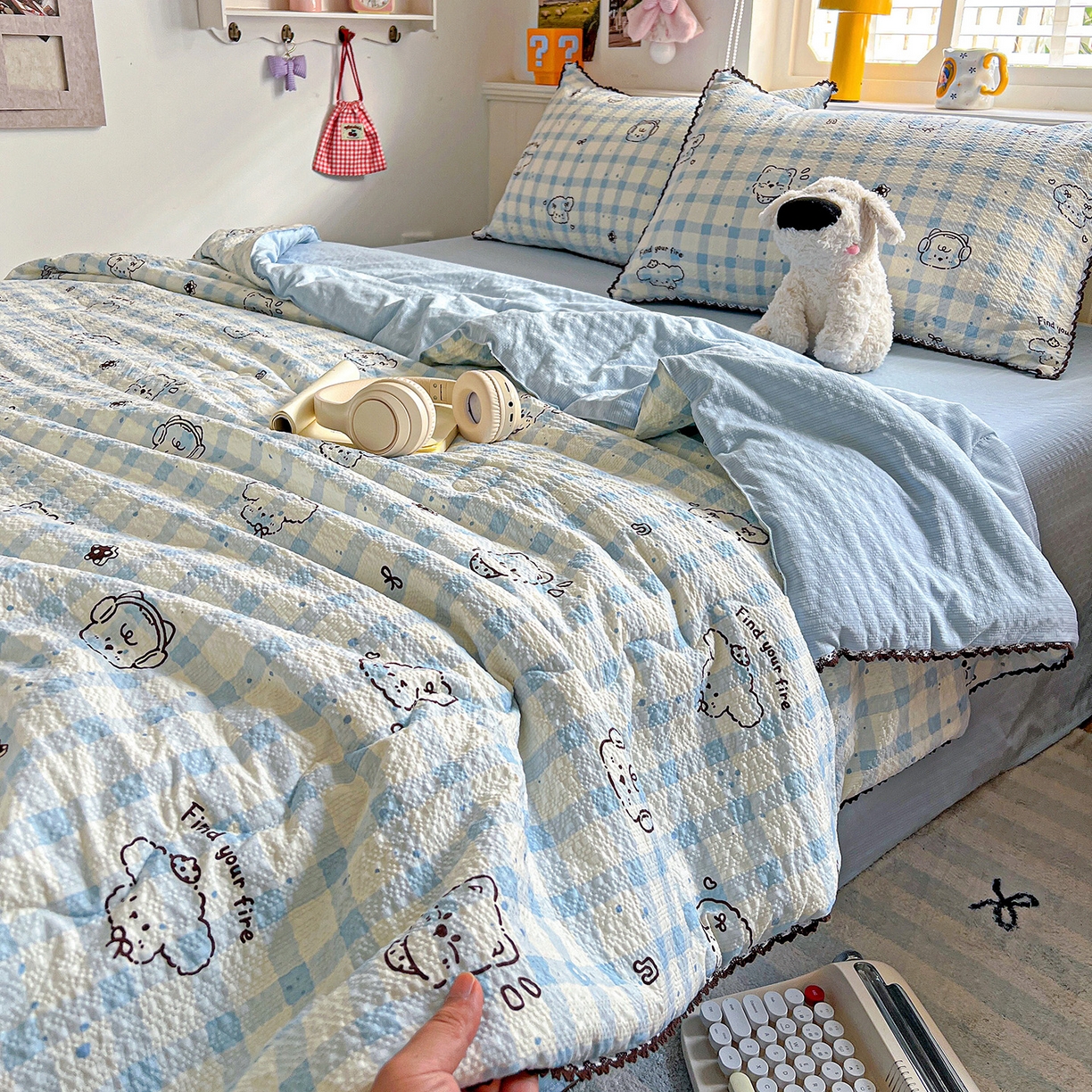 91家纺网 家纺一手货源 找家纺 恒尚居 2026新款A类泡芙纱贝壳边夏被四套件空调被三角针绣边夏被夏被四件套 【兰格奶狗】小花边