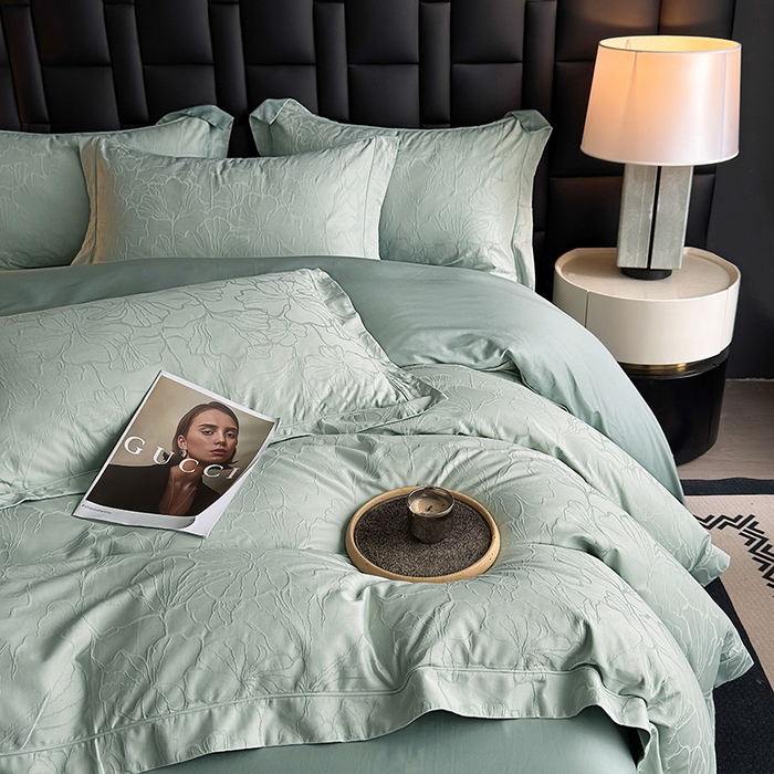 91家纺网 家纺一手货源 找家纺 宏羽纺家纺 2026新款100S长绒棉浮雕提花居家四件套 山间雾-喜绿