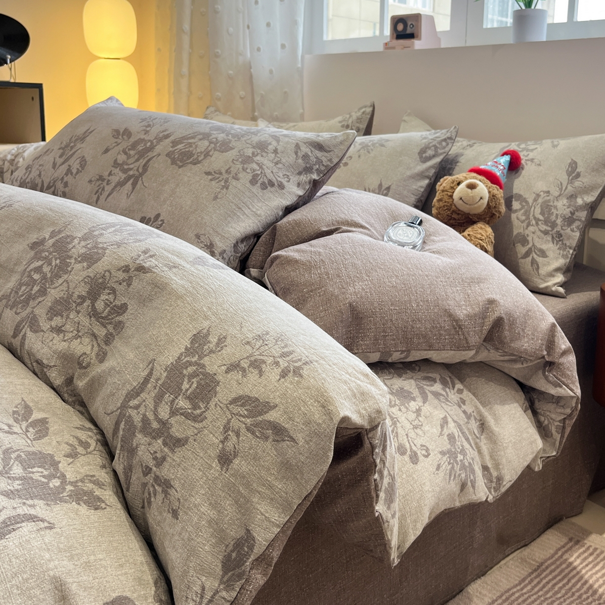 91家纺网 家纺一手货源 找家纺 蓝极人 2026新款原麻复古四件套 风木槿-咖