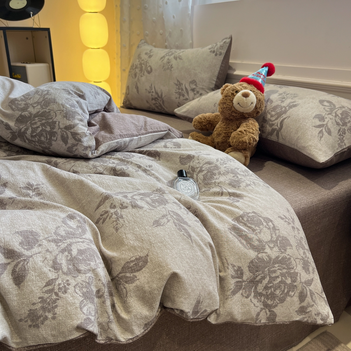 91家纺网 家纺一手货源 找家纺 蓝极人 2026新款原麻复古四件套 风木槿-咖