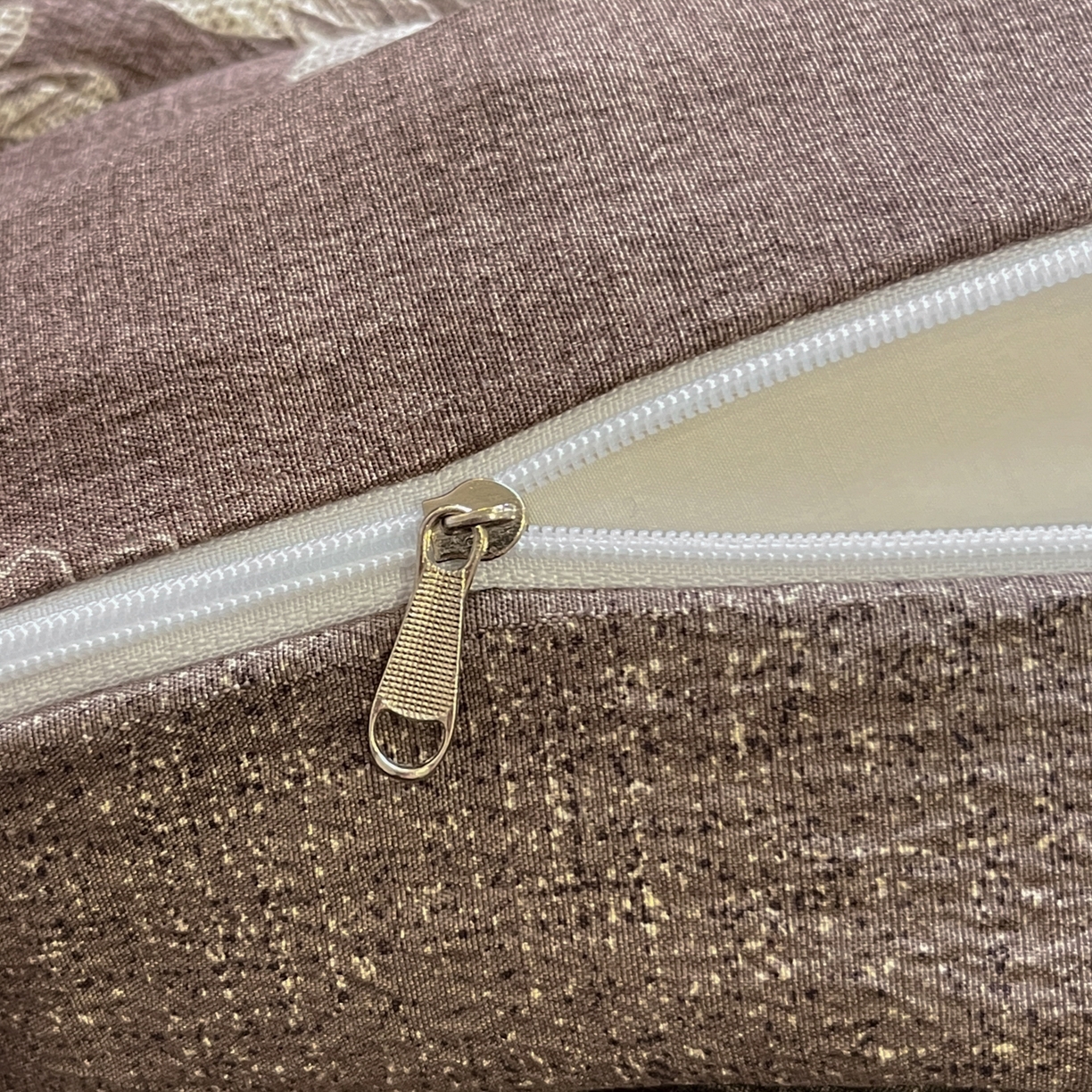 91家纺网 家纺一手货源 找家纺 蓝极人 2026新款原麻复古四件套 锦瑟