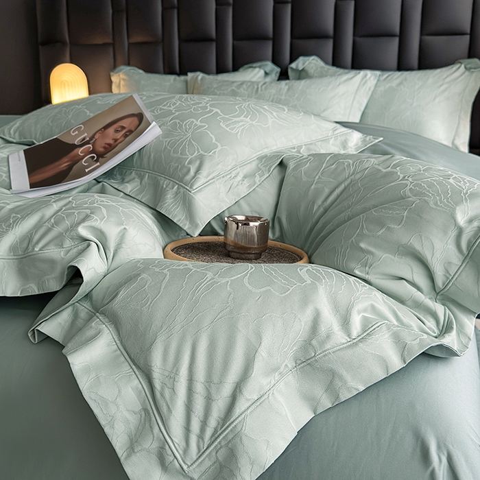 91家纺网 家纺一手货源 找家纺 宏羽纺家纺 2026新款100S长绒棉浮雕提花居家四件套 山间雾-喜绿