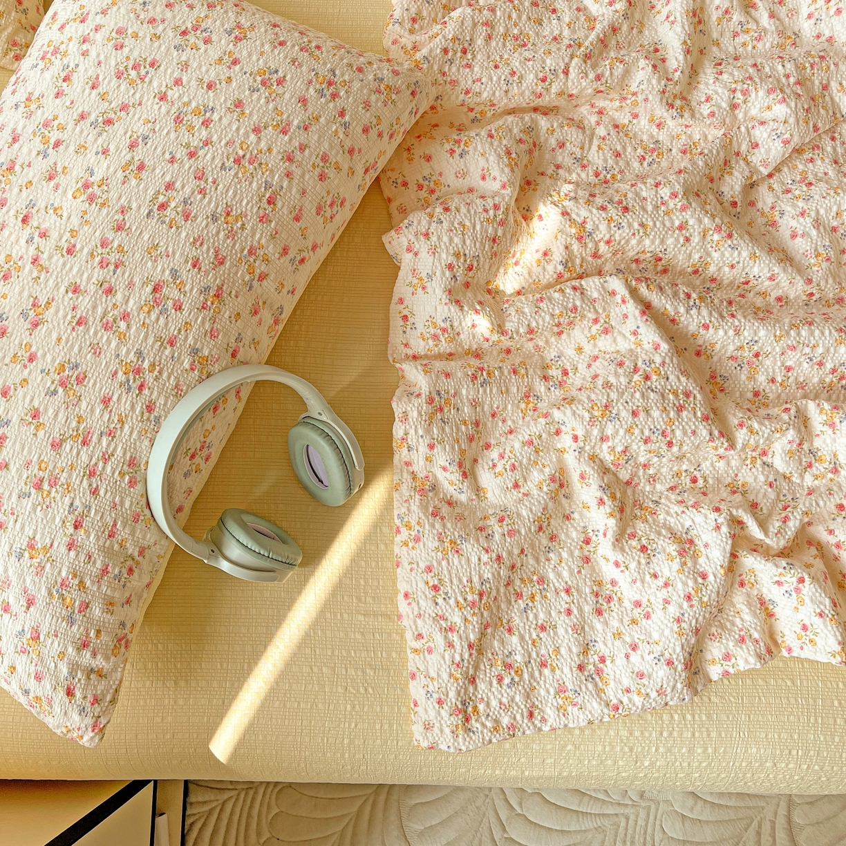 91家纺网 家纺一手货源 找家纺 一比一家纺 2026新款泡芙纱简款夏被四件套 心愿