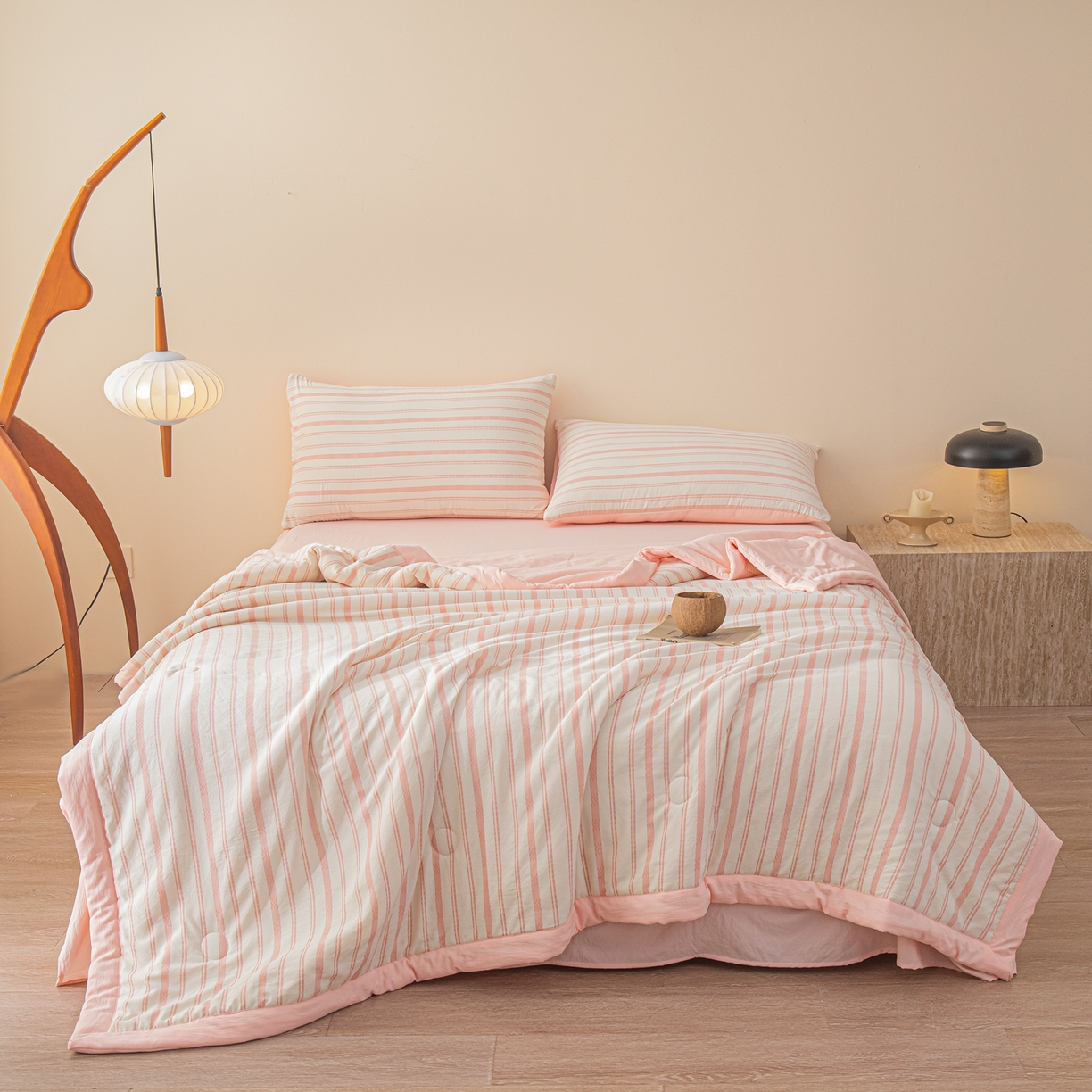 91家纺网 家纺一手货源 找家纺 江暮云家纺 2026新款色织提花新疆棉花夏被空调被 织韵-粉