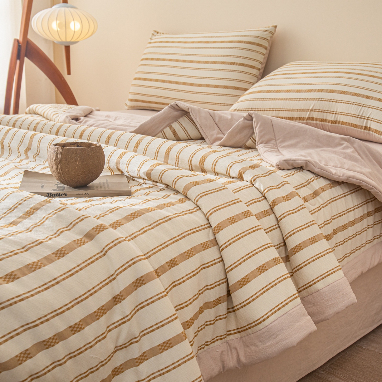 91家纺网 家纺一手货源 找家纺 江暮云家纺 2026新款色织提花新疆棉花夏被空调被 织韵-咖