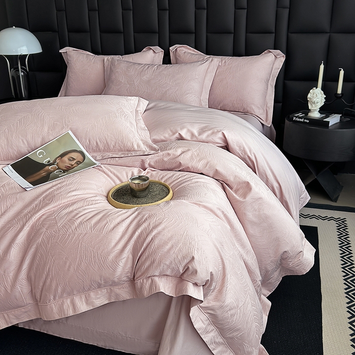 91家纺网 家纺一手货源 找家纺 宏羽纺家纺 2026新款100S长绒棉浮雕提花居家四件套 叶纷-粉金