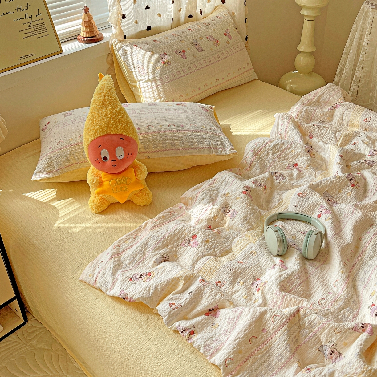 91家纺网 家纺一手货源 找家纺 一比一家纺 2026新款泡芙纱简款夏被四件套 星梦乐园