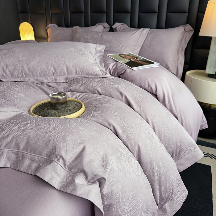 91家纺网 家纺一手货源 找家纺 宏羽纺家纺 2026新款100S长绒棉浮雕提花居家四件套 叶纷-香芋紫