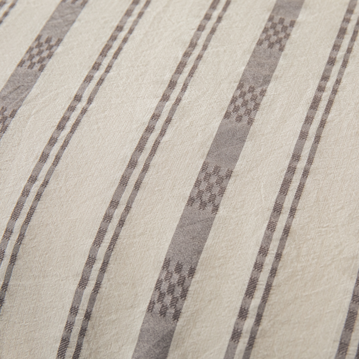 91家纺网 家纺一手货源 找家纺 江暮云家纺 2026新款色织提花新疆棉花夏被空调被 织韵-灰