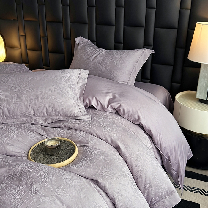 91家纺网 家纺一手货源 找家纺 宏羽纺家纺 2026新款100S长绒棉浮雕提花居家四件套 叶纷-香芋紫