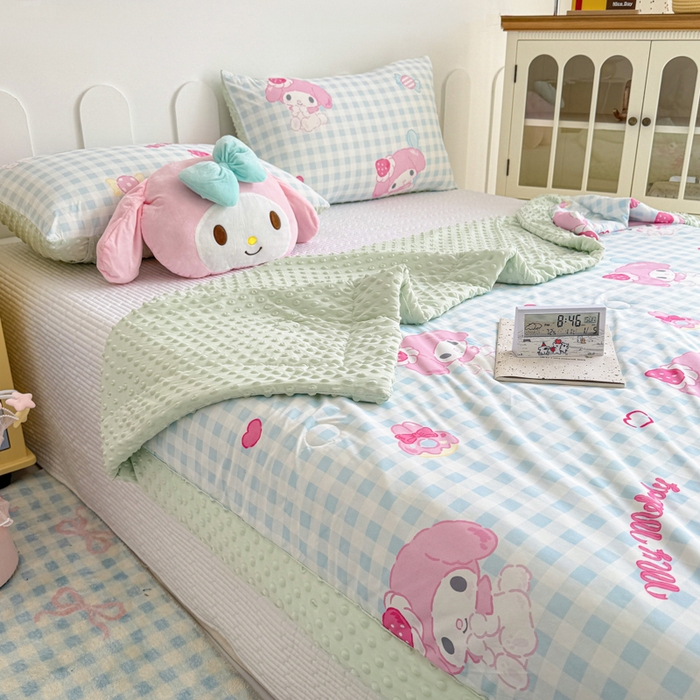 91家纺网 家纺一手货源 找家纺 花满路 2026新款儿童有氨凉感丝夏被夏凉被空调被 草莓美乐蒂