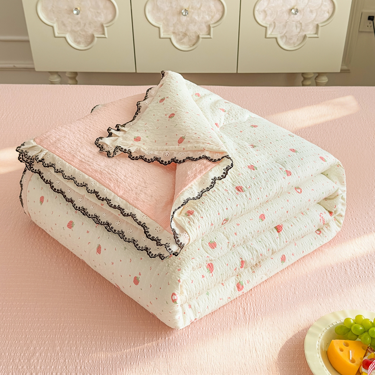 91家纺网 家纺一手货源 找家纺 （总）眠势力 2026新款泡芙纱夏被四件套全棉花边空调被夏凉被薄被子