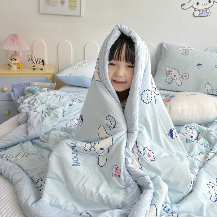 91家纺网 家纺一手货源 找家纺 花满路 2026新款儿童有氨凉感丝夏被夏凉被空调被 纯真玉桂狗