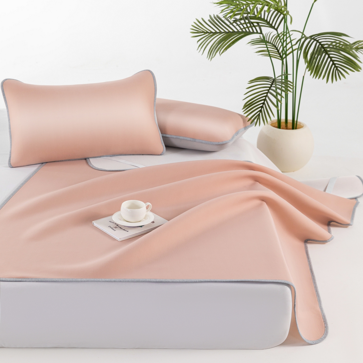 91家纺网 家纺一手货源 找家纺 凌云家纺 2026新款A类100%锦纶凉感凉席平铺款 镜面席平铺-裸粉