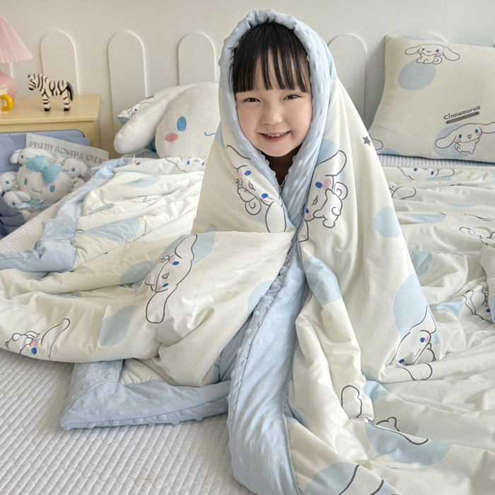 91家纺网 家纺一手货源 找家纺 花满路 2026新款儿童有氨凉感丝夏被夏凉被空调被 飞飞玉桂狗