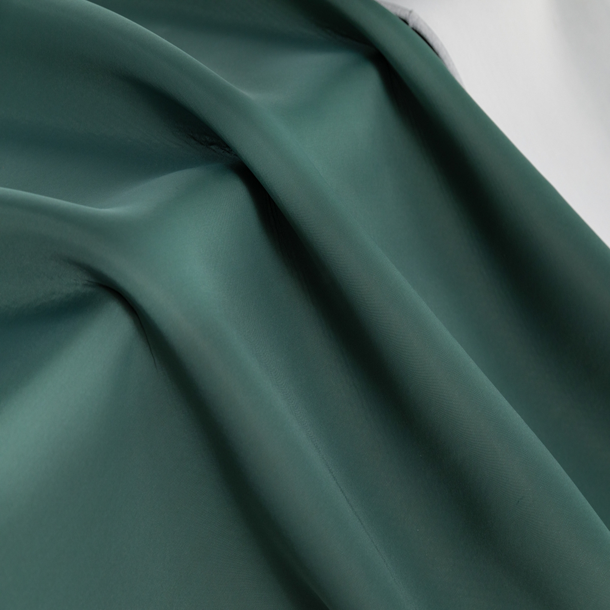 91家纺网 家纺一手货源 找家纺 凌云家纺 2026新款A类100%锦纶凉感凉席平铺款 镜面席平铺-墨绿