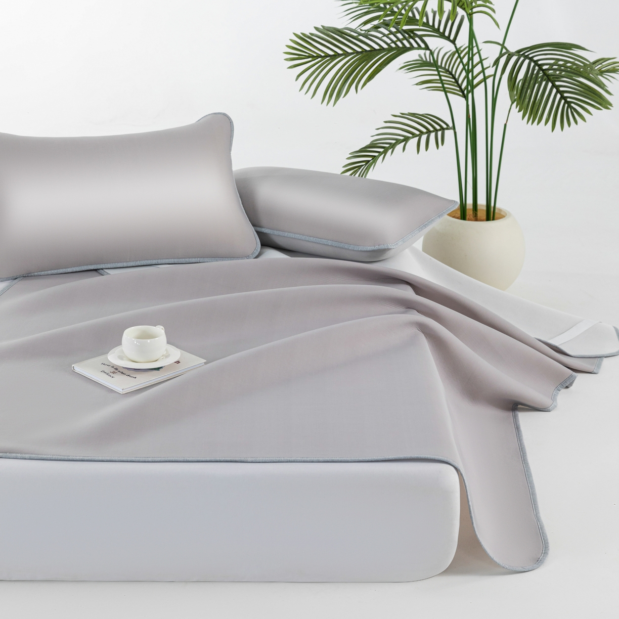 91家纺网 家纺一手货源 找家纺 凌云家纺 2026新款A类100%锦纶凉感凉席平铺款 镜面席平铺-浅灰