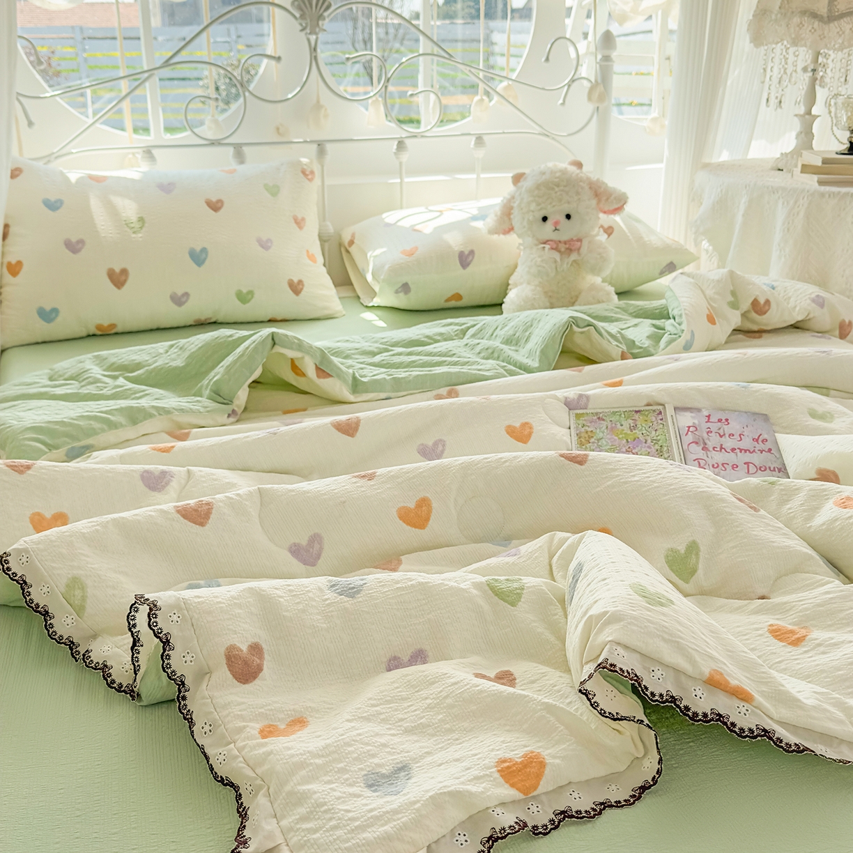 91家纺网 家纺一手货源 找家纺 眠势力 2026新款泡芙纱夏被四件套全棉花边空调被夏凉被薄被子 彩色爱心