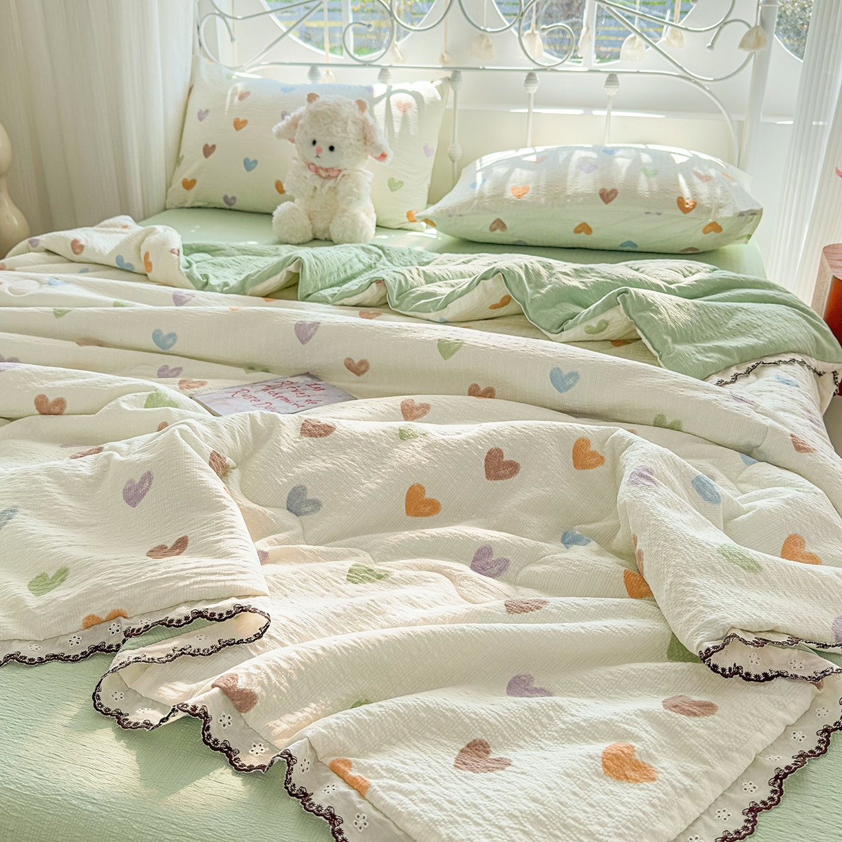 91家纺网 家纺一手货源 找家纺 眠势力 2026新款泡芙纱夏被四件套全棉花边空调被夏凉被薄被子 彩色爱心