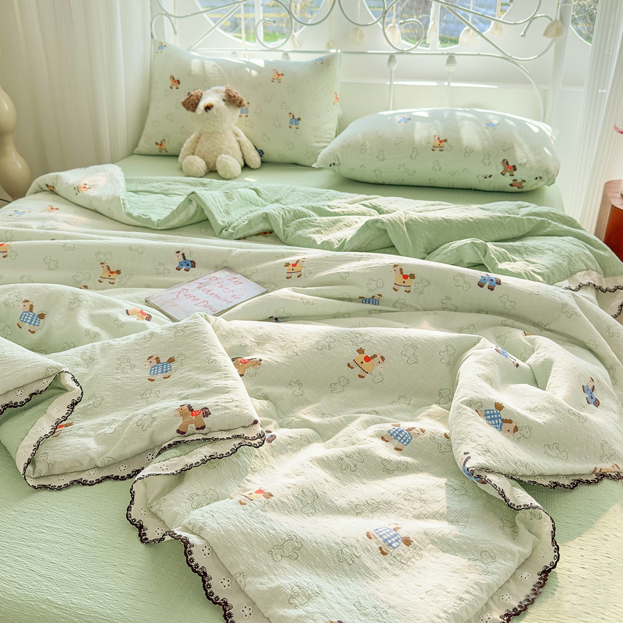 91家纺网 家纺一手货源 找家纺 眠势力 2026新款泡芙纱夏被四件套全棉花边空调被夏凉被薄被子 飞飞马