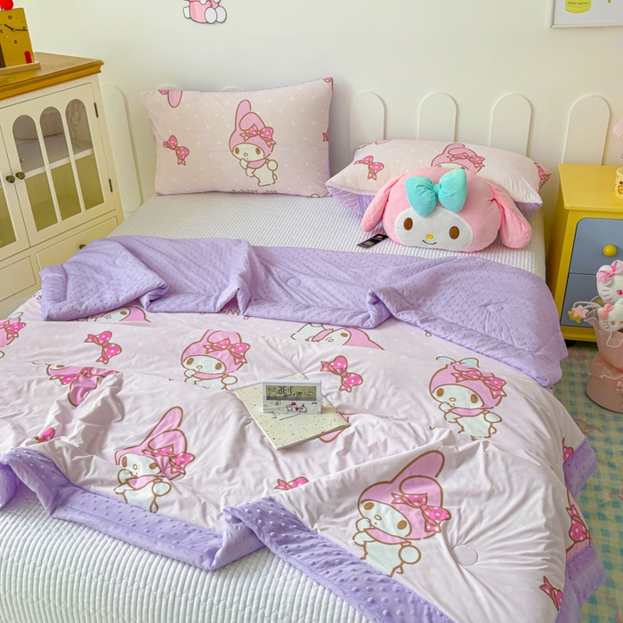 91家纺网 家纺一手货源 找家纺 花满路 2026新款儿童有氨凉感丝夏被夏凉被空调被 奶油美乐蒂