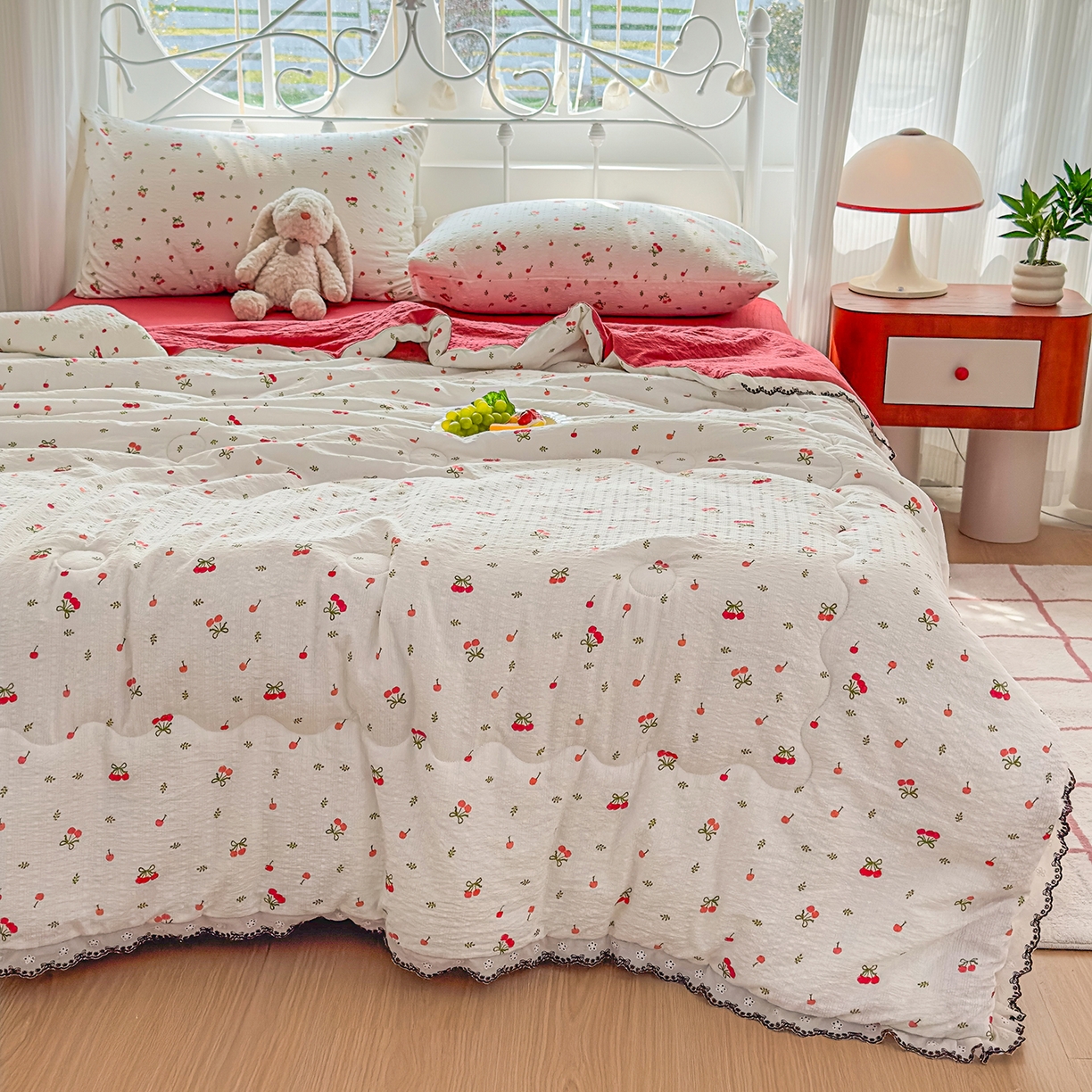 91家纺网 家纺一手货源 找家纺 眠势力 2026新款泡芙纱夏被四件套全棉花边空调被夏凉被薄被子 红果